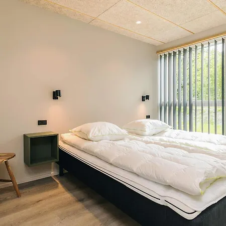 Holiday home V *